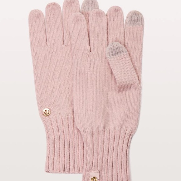 lululemon athletica Accessories - NWT MISTY PINK LULULEMON WOOL BE TOASTY GLOVES XS